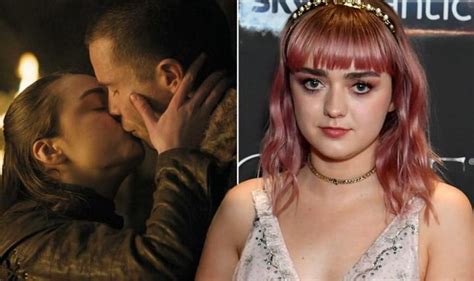 Sophie Turner Goes NSFW on Maisie Williams GoT Sex Scene